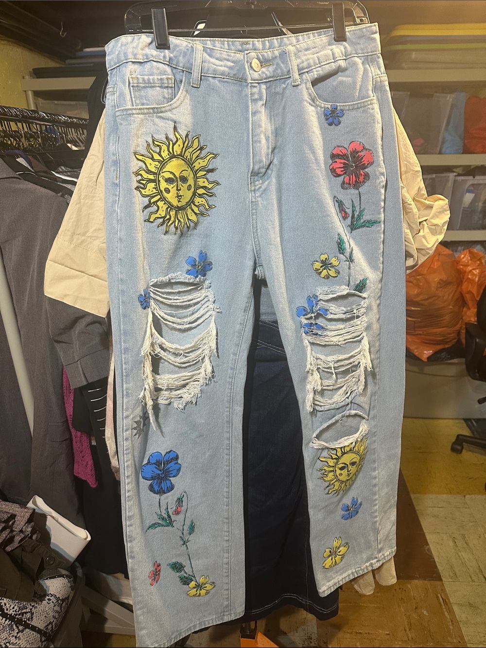 Shein Light Blue Embroidered Sun & Floral Distressed Women’s Jeans 8/10
